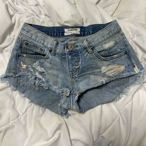 One teaspoon shorts